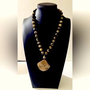 N192 Vintage Multi Color Polished Stone Agate Necklace Pendant Award Winning